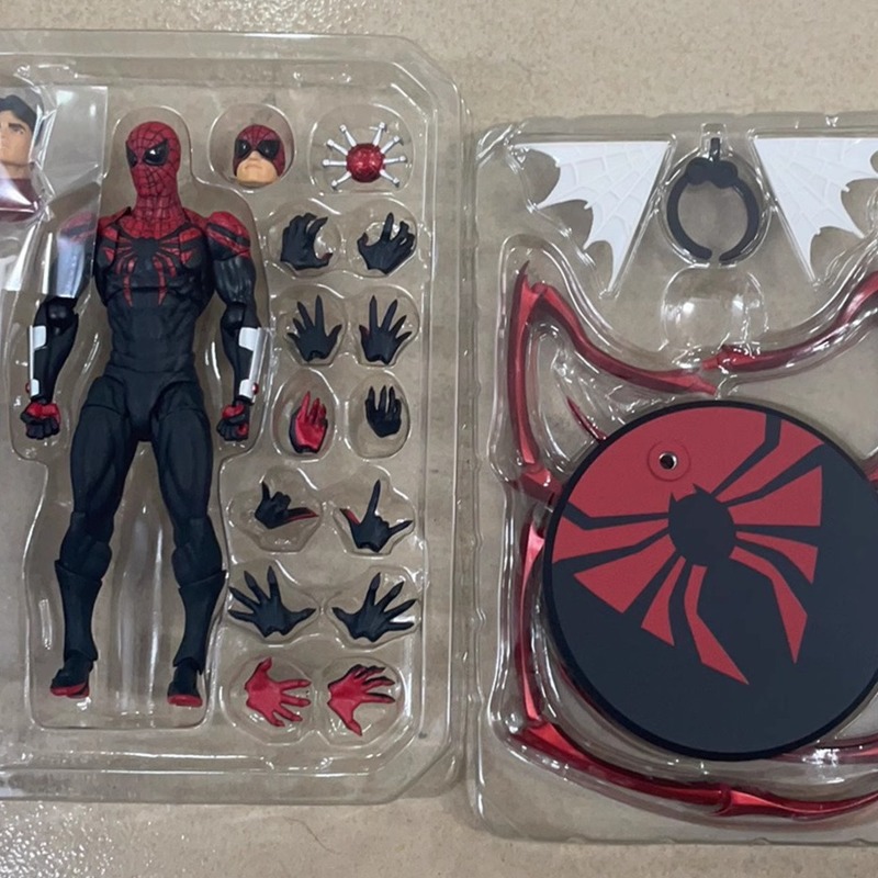 Hot Toys Superior Spider-Man M – Model Kit Thousand Sunny Bewertung und Preis